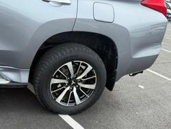 2016 Mitsubishi
                Pajero Sport Exceed