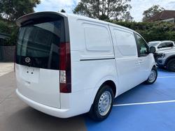 2021 Hyundai STARIA LOAD