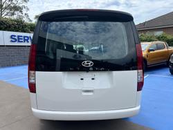 2021 Hyundai STARIA LOAD