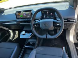 2024 MG MG4 Essence 64 150kW MEH32 MY24 Black Pearl