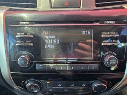 2019 Nissan Navara SL