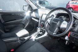 2020 Isuzu
                MU-X LS-U