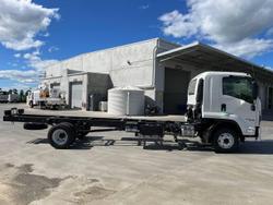 2025 Isuzu F Series FRR 110-240 AM R52