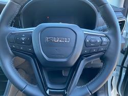 2025 Isuzu MU-X LS-U