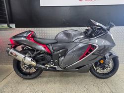 Suzuki GSX1300RR (hayabusa)