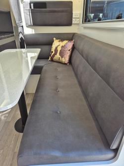 2025 New Age Caravans Road Owl Ro21be Escape My25.5 Family Bunk Van