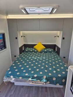 2025 New Age Caravans Road Owl Ro21be Escape My25.5 Family Bunk Van