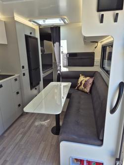 2025 New Age Caravans Road Owl Ro21be Escape My25.5 Family Bunk Van