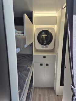 2025 New Age Caravans Road Owl Ro21be Escape My25.5 Family Bunk Van