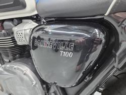 2017 Triumph Bonneville T100 (900cc) Bonneville Blue