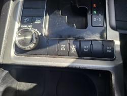 2017 Toyota Landcruiser VX