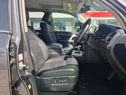 2017 Toyota Landcruiser VX