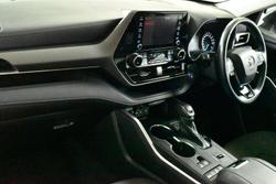 2021 Toyota Kluger GX