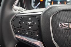 2025 Isuzu D-MAX LS-U