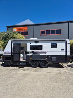 2025 New Age Caravans Road Owl Ro19be Escape My25.5 Family Bunk