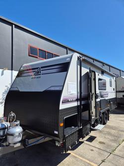 New AGE Caravans Road OWL RO19BE Escape MY25.5 Family Bunk