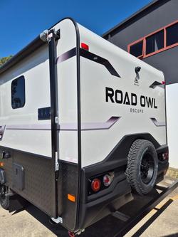 2025 New Age Caravans Road Owl Ro19be Escape My25.5 Family Bunk