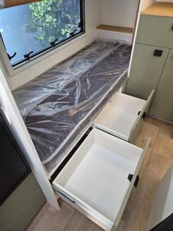 2025 New Age Caravans Road Owl Ro19be Escape My25.5 Family Bunk