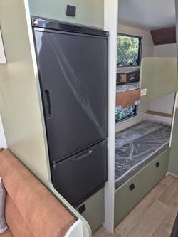 2025 New Age Caravans Road Owl Ro19be Escape My25.5 Family Bunk