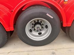 2025 CIMC 40' Skel Trailer