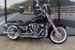 Harley-Davidson FLDE Deluxe (107)
