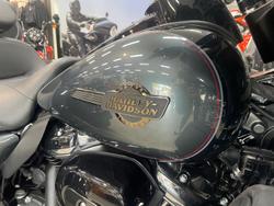 2025 Harley-Davidson Tri Glide Ultra 114 (FLHTCUTG) Trike Black