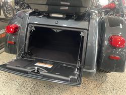 2025 Harley-Davidson Tri Glide Ultra 114 (FLHTCUTG) Trike Black