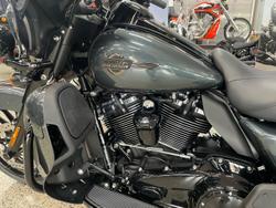 2025 Harley-Davidson Tri Glide Ultra 114 (FLHTCUTG) Trike Black