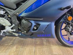 2022 Yamaha YZF-R3 BLUE