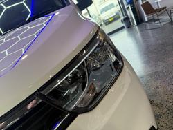 2019 Hyundai
                iLoad 