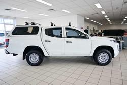 2021 Mitsubishi Triton GLX