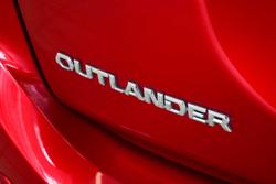 2019 Mitsubishi Outlander LS