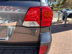 2015 Toyota Landcruiser Sahara VDJ200R MY13 4X4 Dual Range Graphite