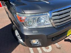 2015 Toyota Landcruiser Sahara VDJ200R MY13 4X4 Dual Range Graphite