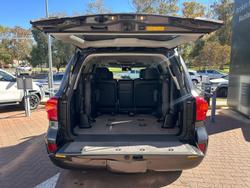 2015 Toyota Landcruiser Sahara VDJ200R MY13 4X4 Dual Range Graphite