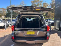 2015 Toyota Landcruiser Sahara VDJ200R MY13 4X4 Dual Range Graphite