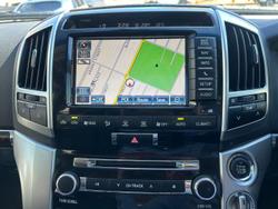 2015 Toyota Landcruiser Sahara VDJ200R MY13 4X4 Dual Range Graphite