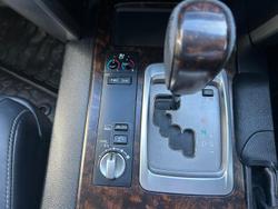 2015 Toyota Landcruiser Sahara VDJ200R MY13 4X4 Dual Range Graphite
