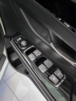 2023 SsangYong Korando Ultimate C300 MY23 Grand White