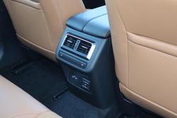 2025 Mazda CX-60 D50e Azami