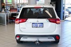 2018 Mitsubishi Outlander ES