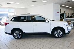 2018 Mitsubishi Outlander ES