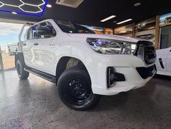 2018 Toyota Hilux SR