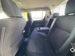 2018 Toyota
                Hilux SR