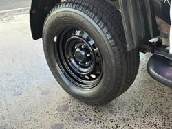 2018 Toyota
                Hilux SR