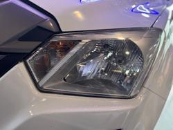 2019 Isuzu
                D-MAX SX