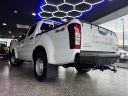 2019 Isuzu
                D-MAX SX