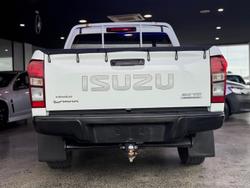 2019 Isuzu
                D-MAX SX