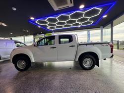 2019 Isuzu
                D-MAX SX