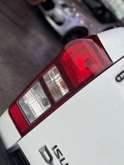 2019 Isuzu
                D-MAX SX